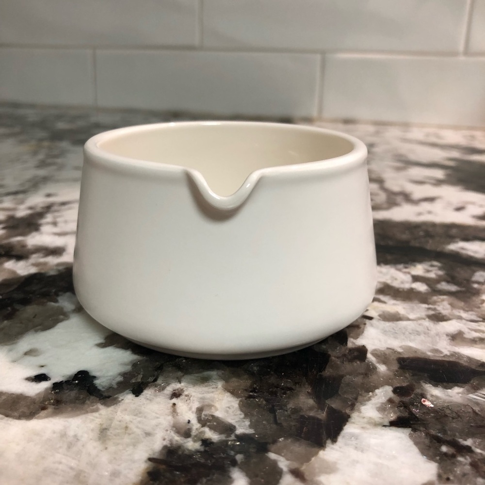 Starbucks 2013 Stackable Sugar & Creamer - Minimalist Modern - White - Picture 6 of 11